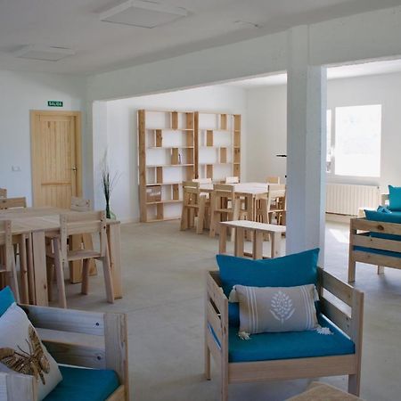 Entheos Hostel Lerin Exterior photo